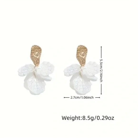 New, Gold and White Floral Dangle Earrings - Picture 6 of 6